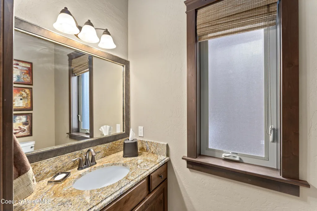 135 Chutes Lane Sandpoint ID 83864