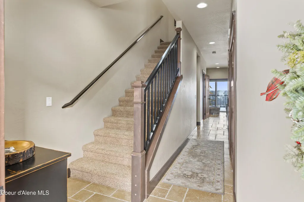 135 Chutes Lane Sandpoint ID 83864