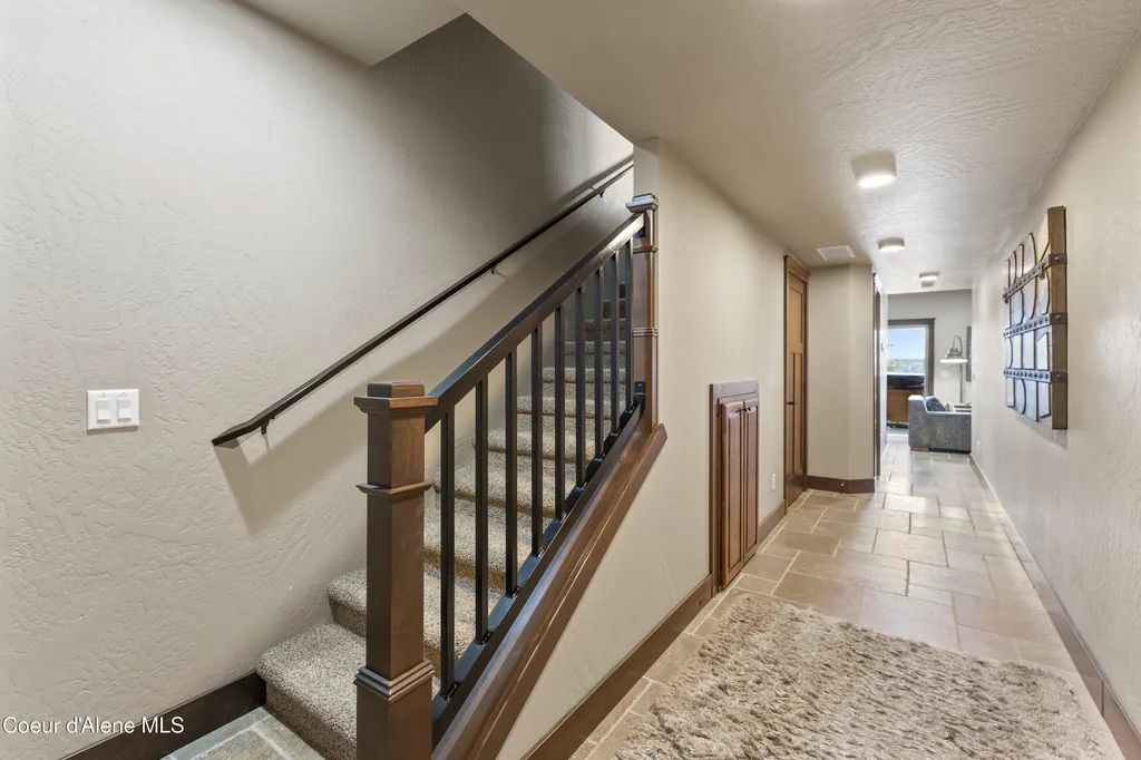 135 Chutes Lane Sandpoint ID 83864