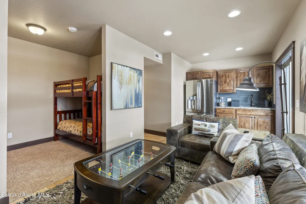 135 Chutes Lane Sandpoint ID 83864