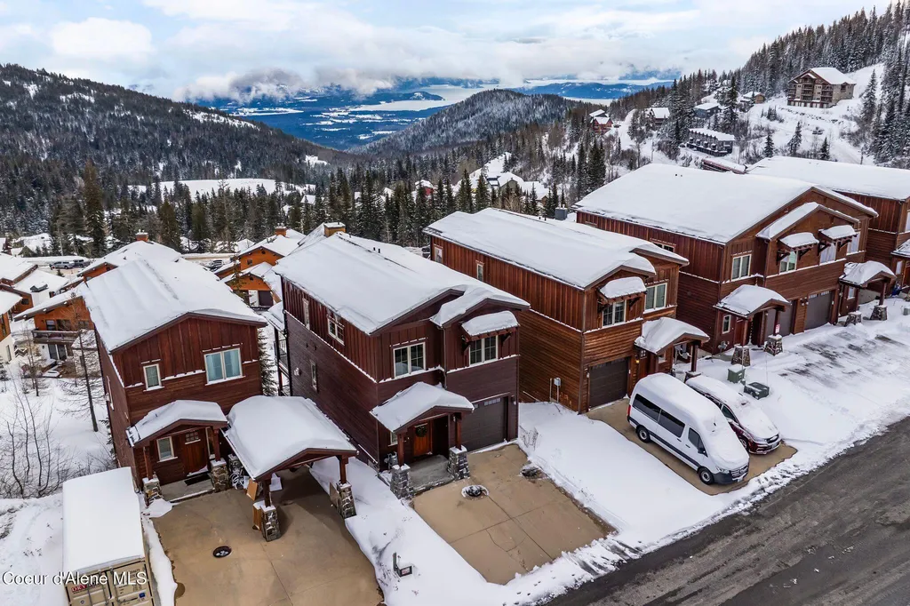 135 Chutes Lane Sandpoint ID 83864