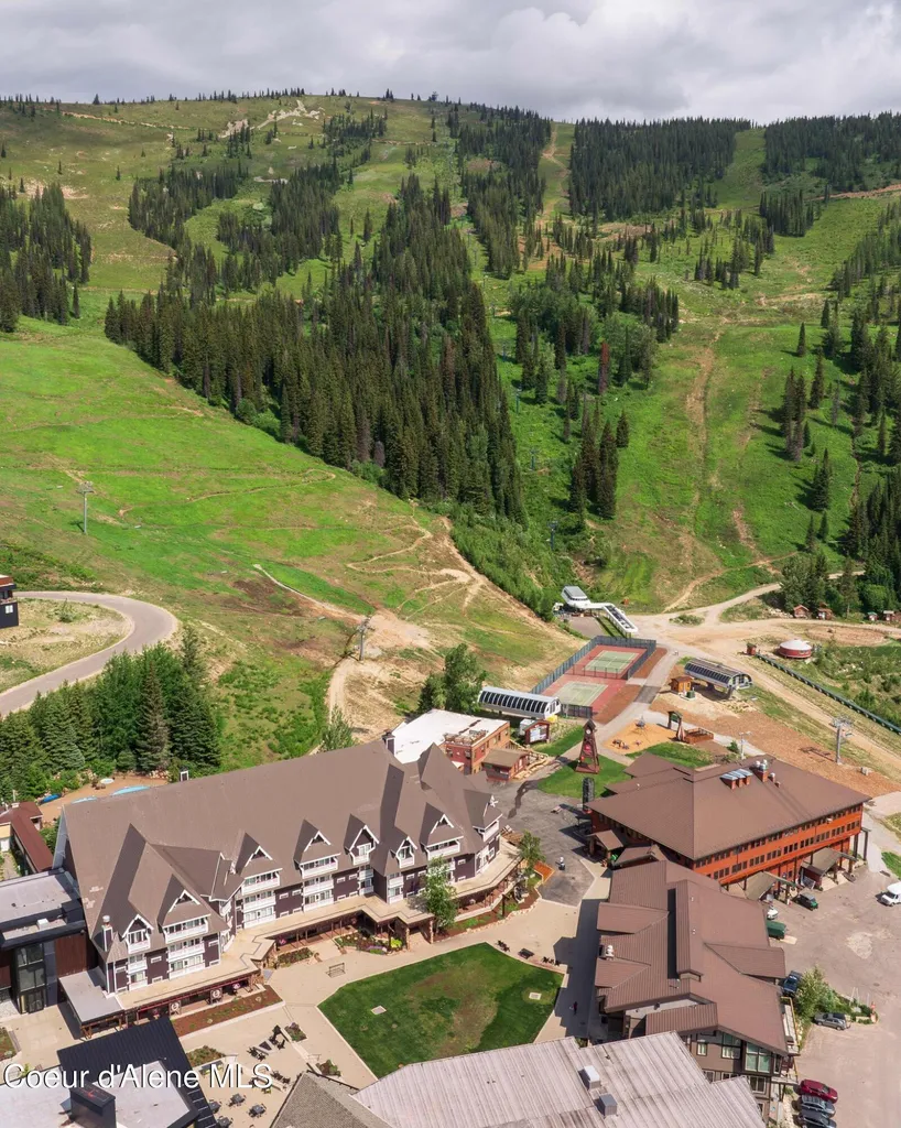 135 Chutes Lane Sandpoint ID 83864