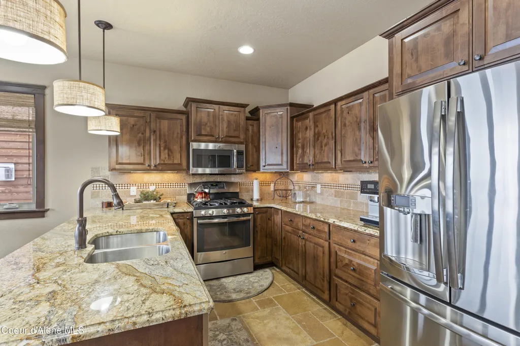 135 Chutes Lane Sandpoint ID 83864