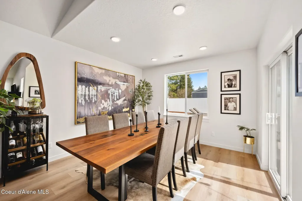 16037 N Hadley Loop Rathdrum ID 83858