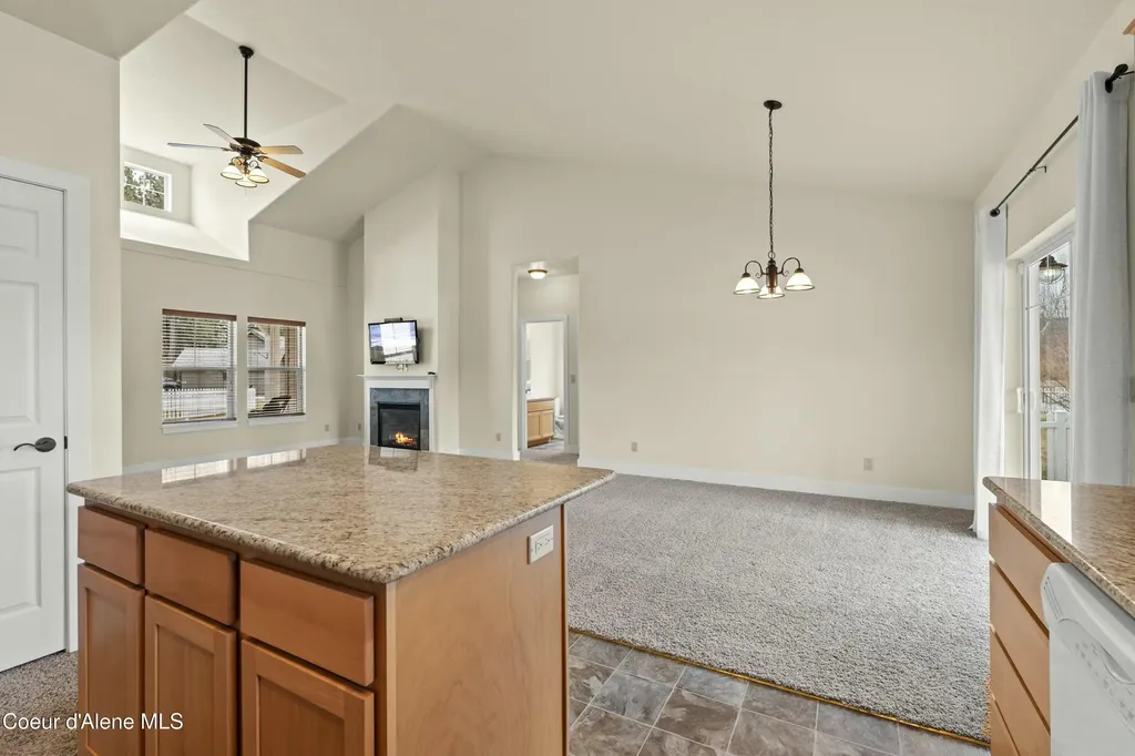 424 Becker Lane Dover ID 83825