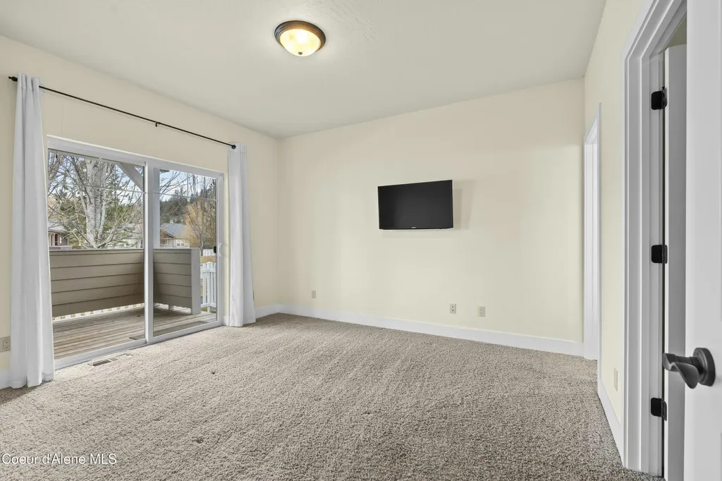 424 Becker Lane Dover ID 83825