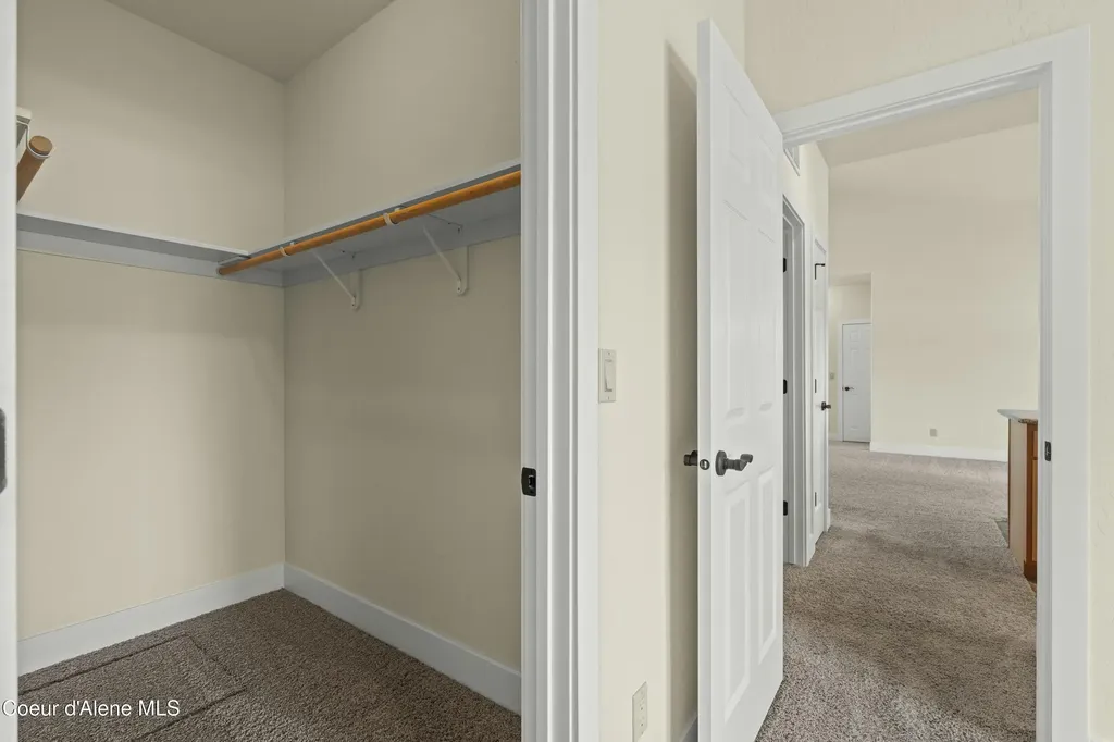424 Becker Lane Dover ID 83825