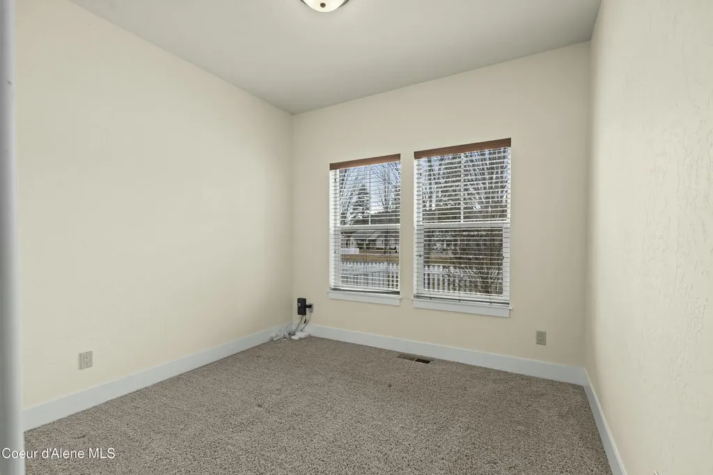 424 Becker Lane Dover ID 83825