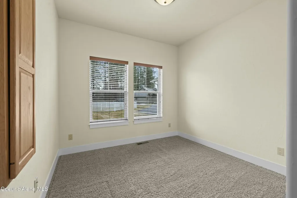 424 Becker Lane Dover ID 83825
