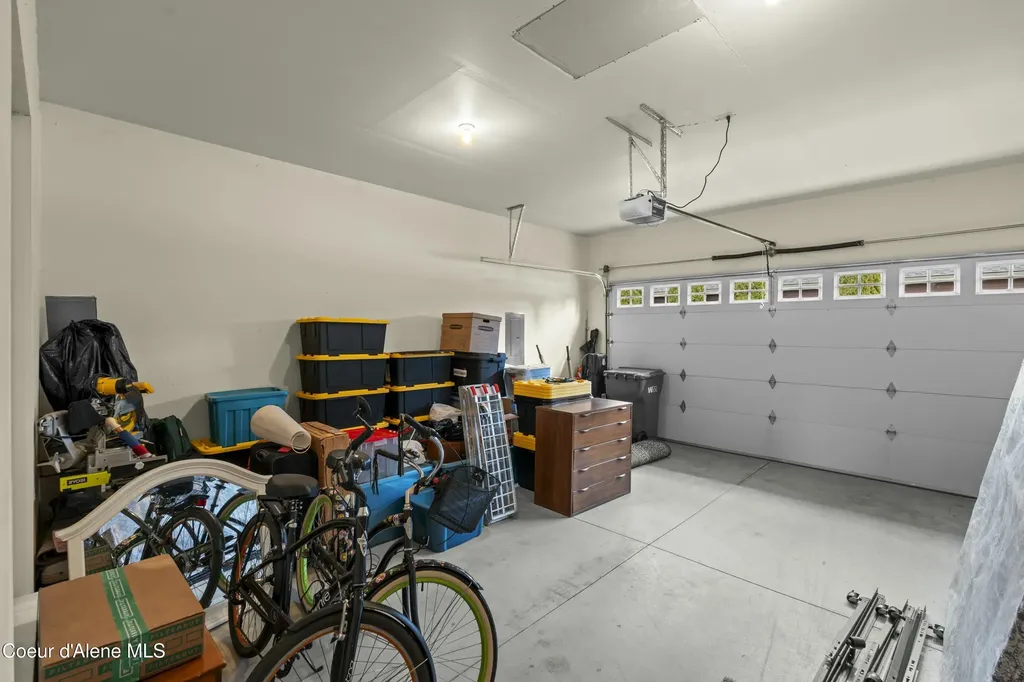 424 Becker Lane Dover ID 83825