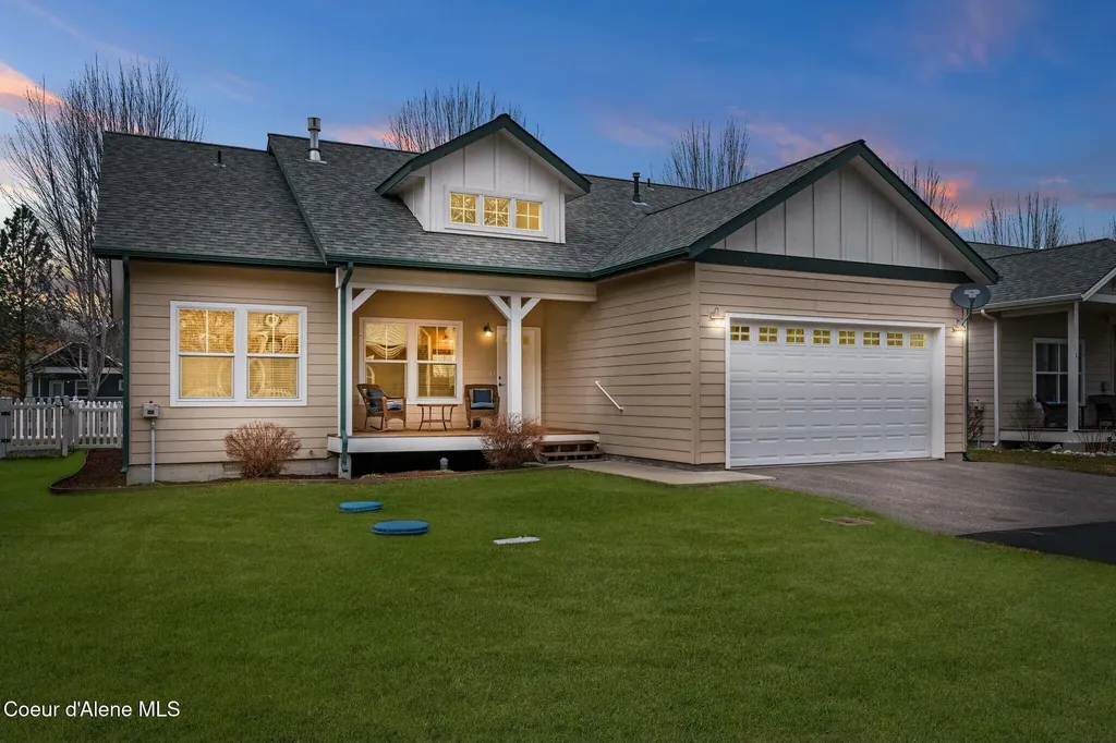 424 Becker Lane Dover ID 83825