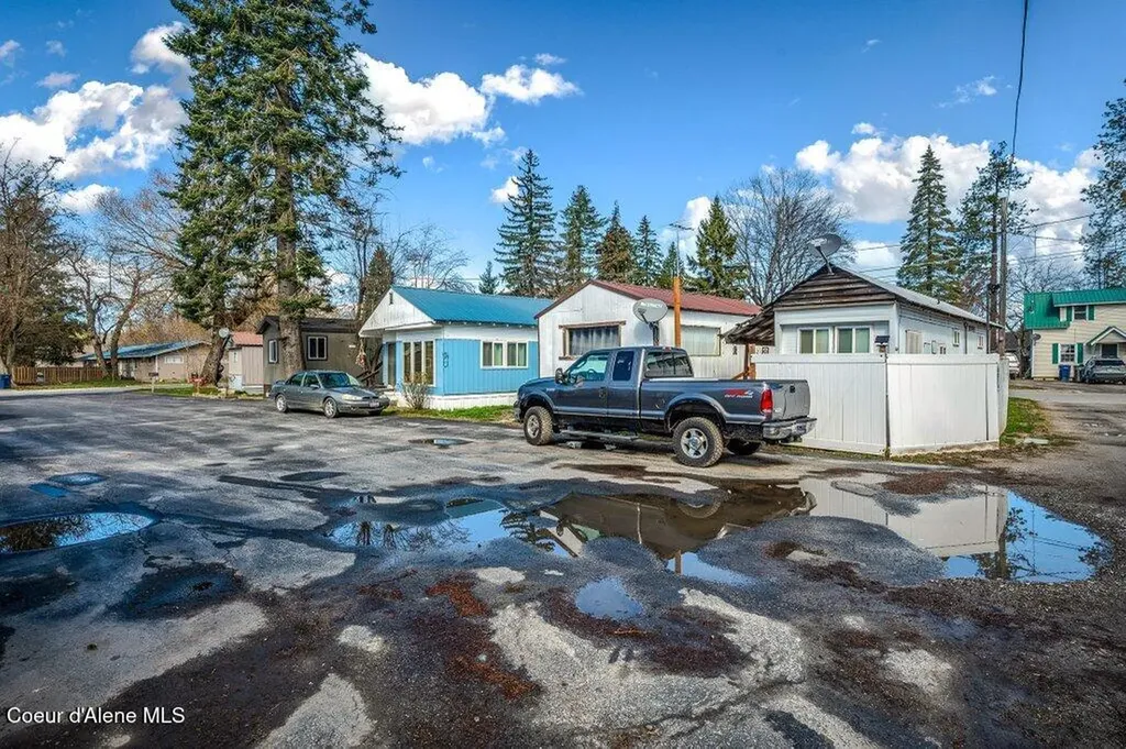 702 N Florence Avenue Sandpoint ID 83864