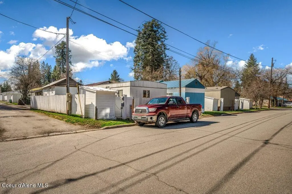 702 N Florence Avenue Sandpoint ID 83864