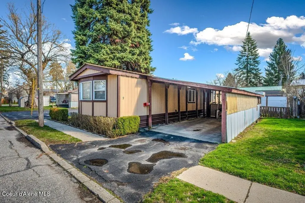 702 N Florence Avenue Sandpoint ID 83864