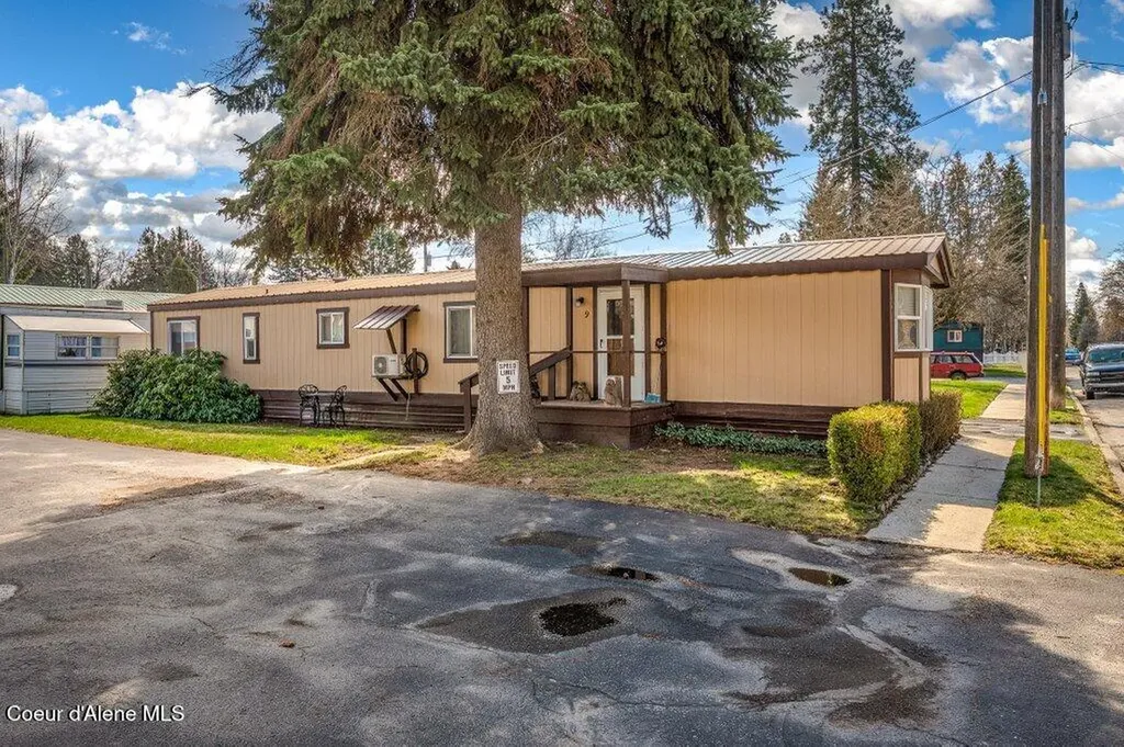 702 N Florence Avenue Sandpoint ID 83864