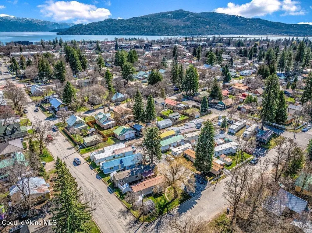 702 N Florence Avenue Sandpoint ID 83864