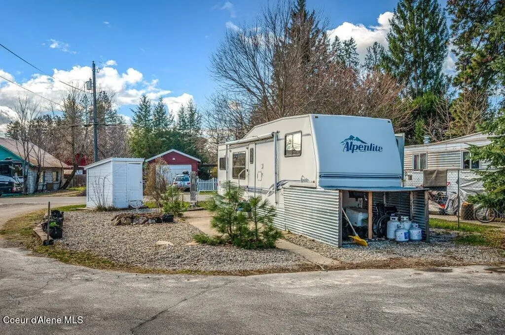 702 N Florence Avenue Sandpoint ID 83864