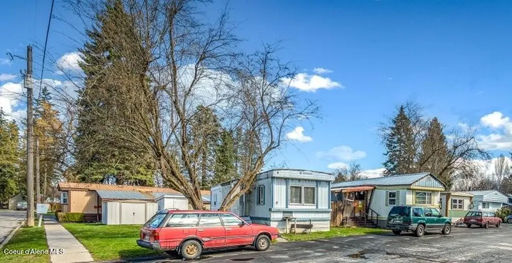 702 N Florence Avenue Sandpoint ID 83864