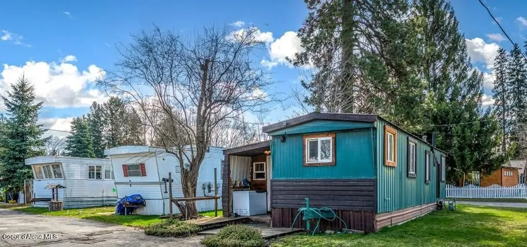 702 N Florence Avenue Sandpoint ID 83864