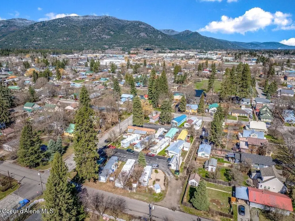 702 N Florence Avenue Sandpoint ID 83864