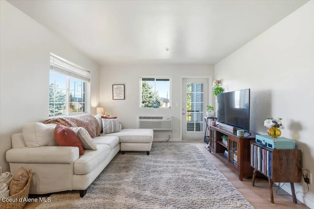 304 N Greensferry Road Post Falls ID 83854