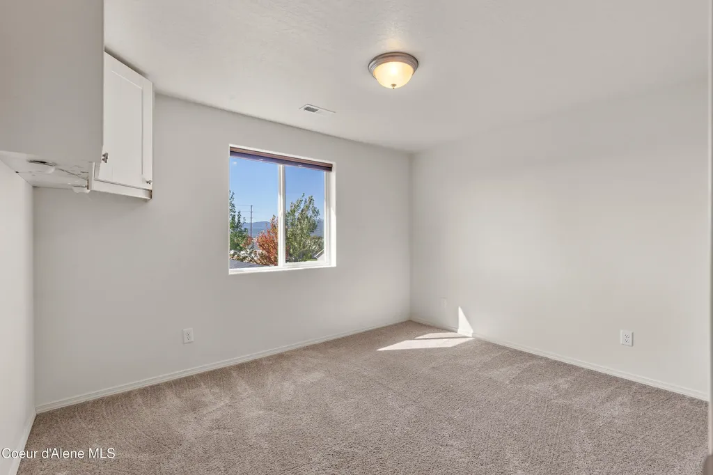 12981 N Gondola Street Rathdrum ID 83858
