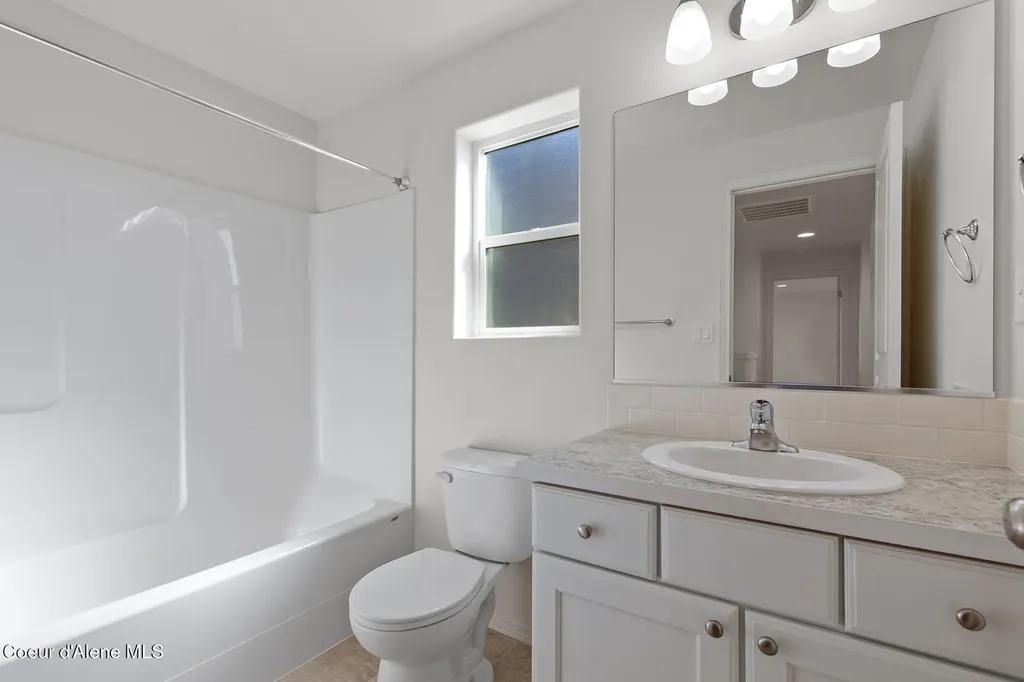 12981 N Gondola Street Rathdrum ID 83858