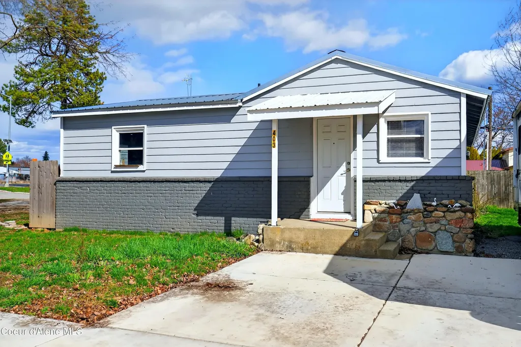 403 Olive Avenue Sandpoint ID 83864