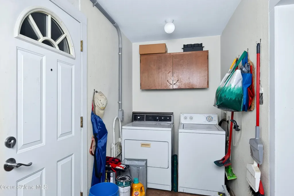 403 Olive Avenue Sandpoint ID 83864