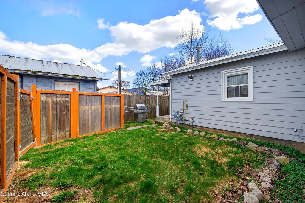 403 Olive Avenue Sandpoint ID 83864