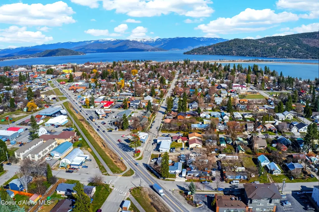 403 Olive Avenue Sandpoint ID 83864