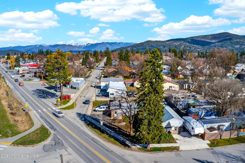 403 Olive Avenue Sandpoint ID 83864