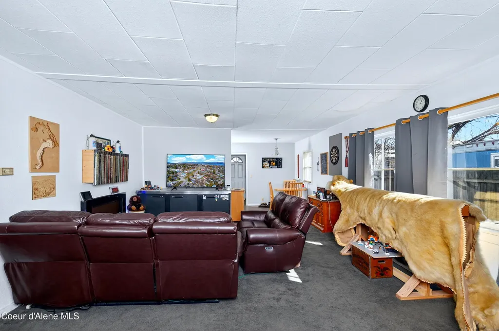 403 Olive Avenue Sandpoint ID 83864