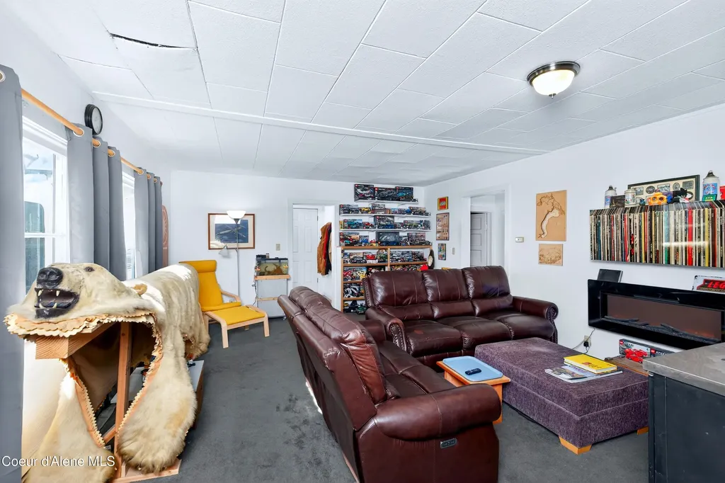 403 Olive Avenue Sandpoint ID 83864
