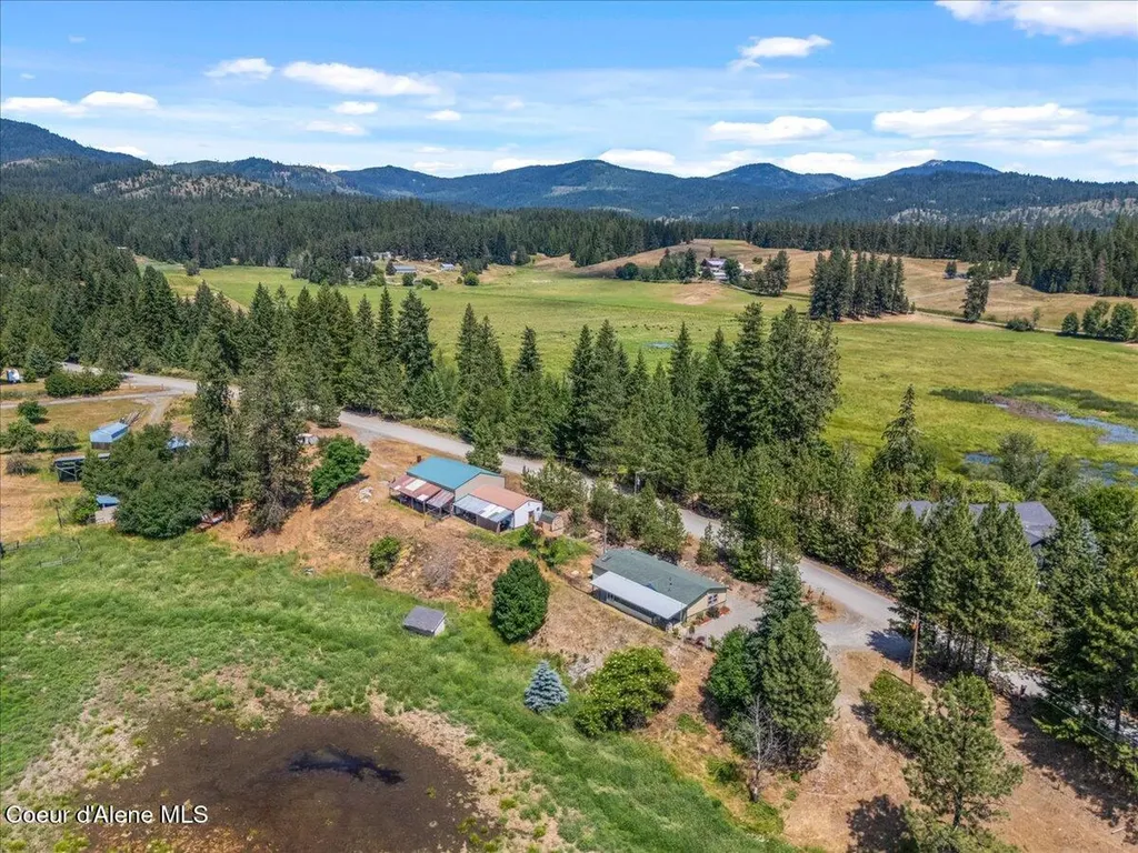 13085 N Ragged Ridge Road Hauser ID 83854