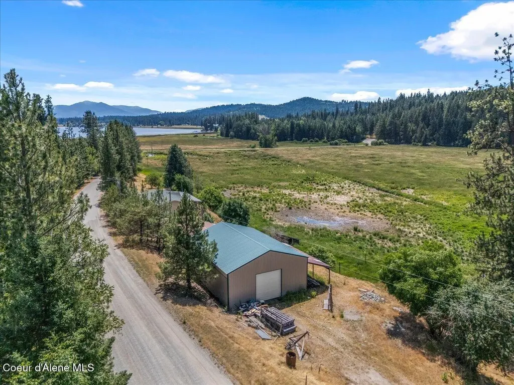 13085 N Ragged Ridge Road Hauser ID 83854