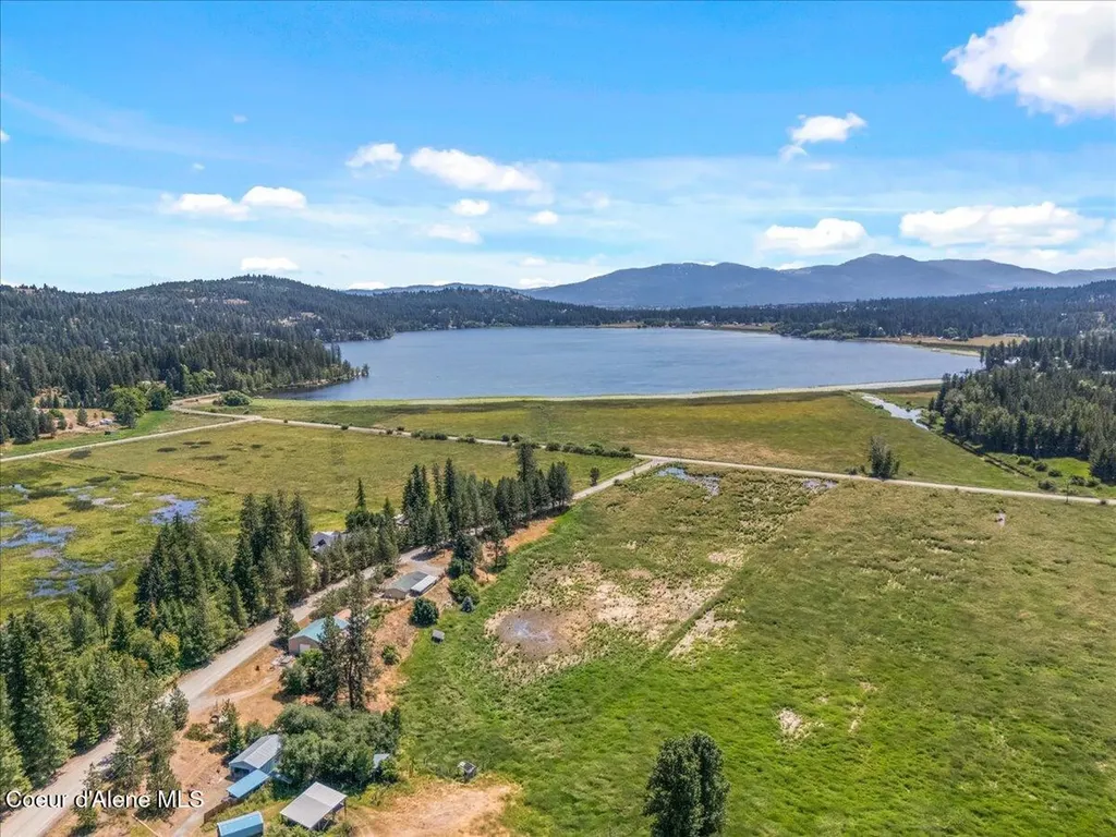 13085 N Ragged Ridge Road Hauser ID 83854
