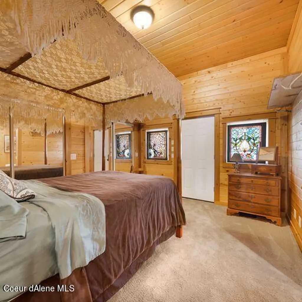 142 Maria Pia Lane Sagle ID 83860