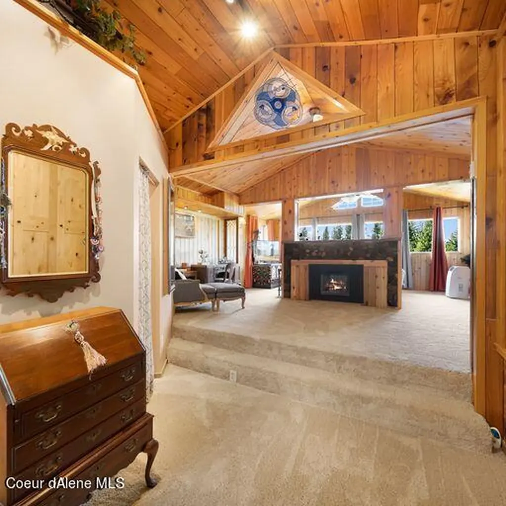 142 Maria Pia Lane Sagle ID 83860