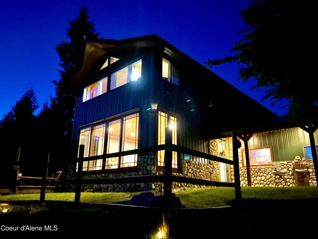 142 Maria Pia Lane Sagle ID 83860