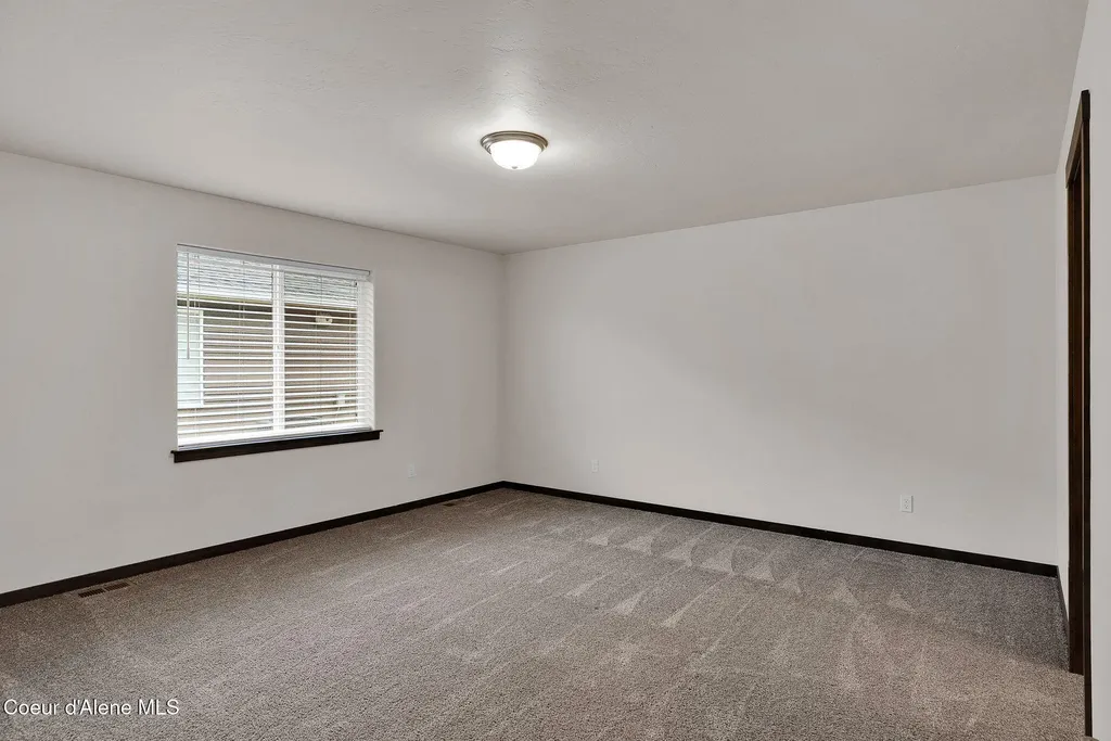 6208 W Bowmore Lane Rathdrum ID 83858