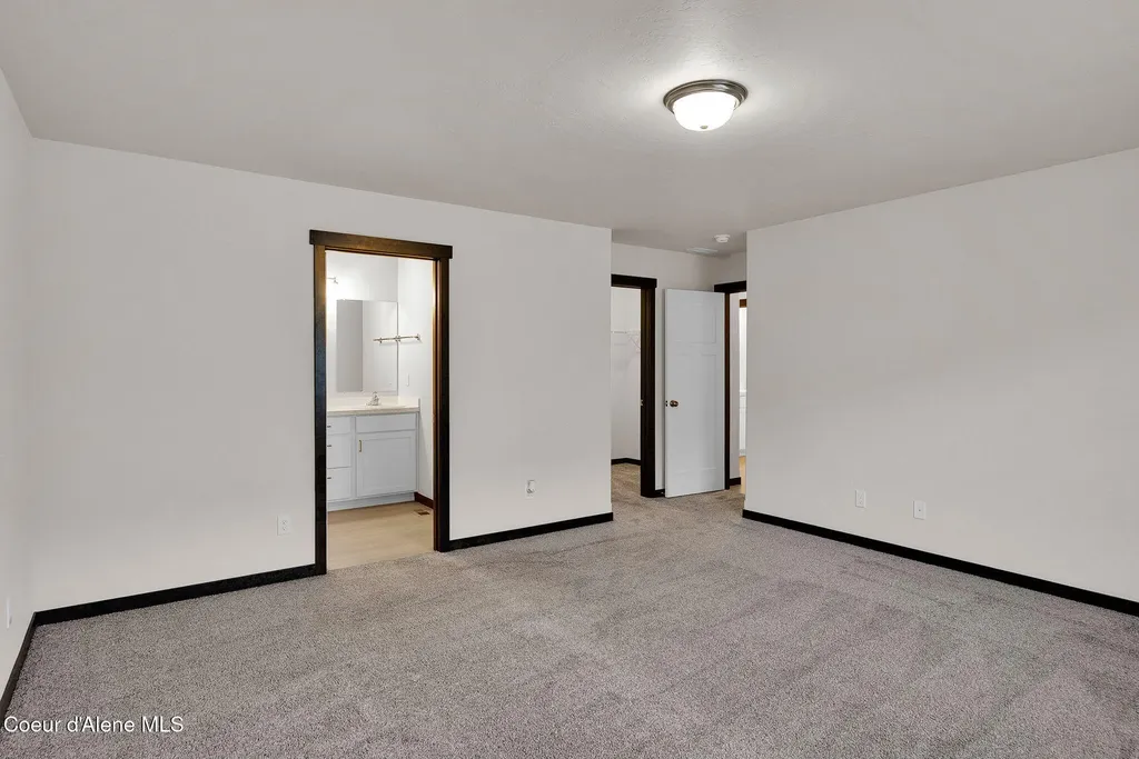 6208 W Bowmore Lane Rathdrum ID 83858