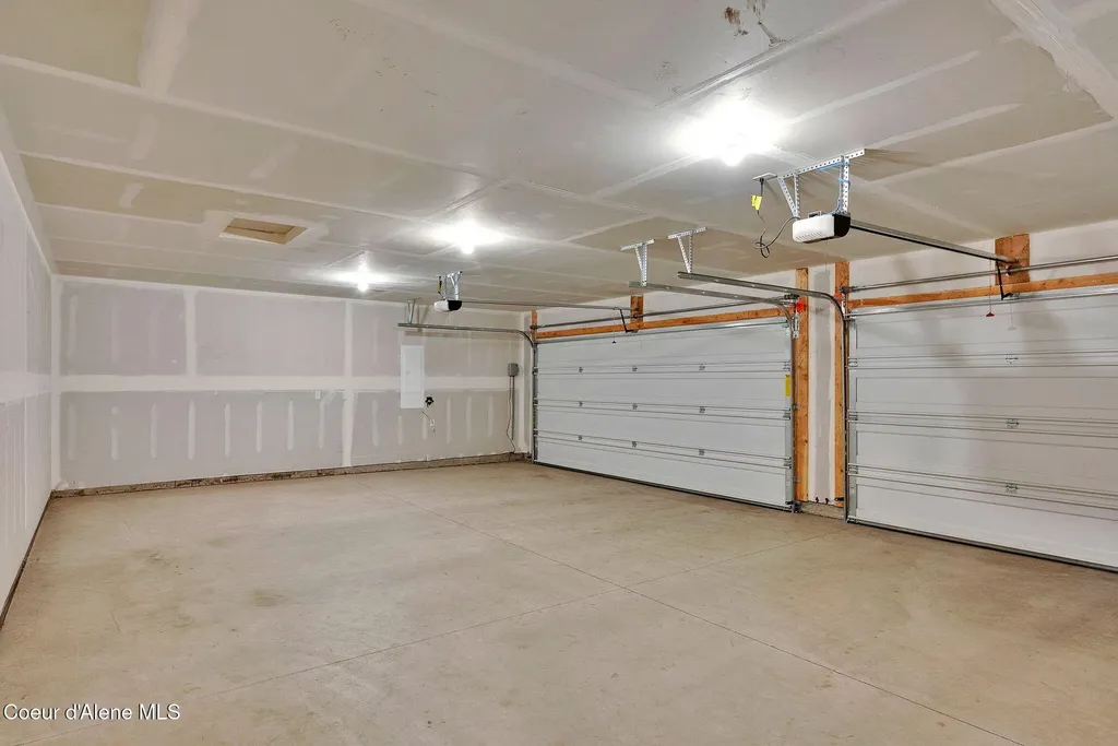 6208 W Bowmore Lane Rathdrum ID 83858