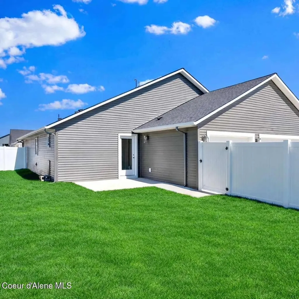 6208 W Bowmore Lane Rathdrum ID 83858