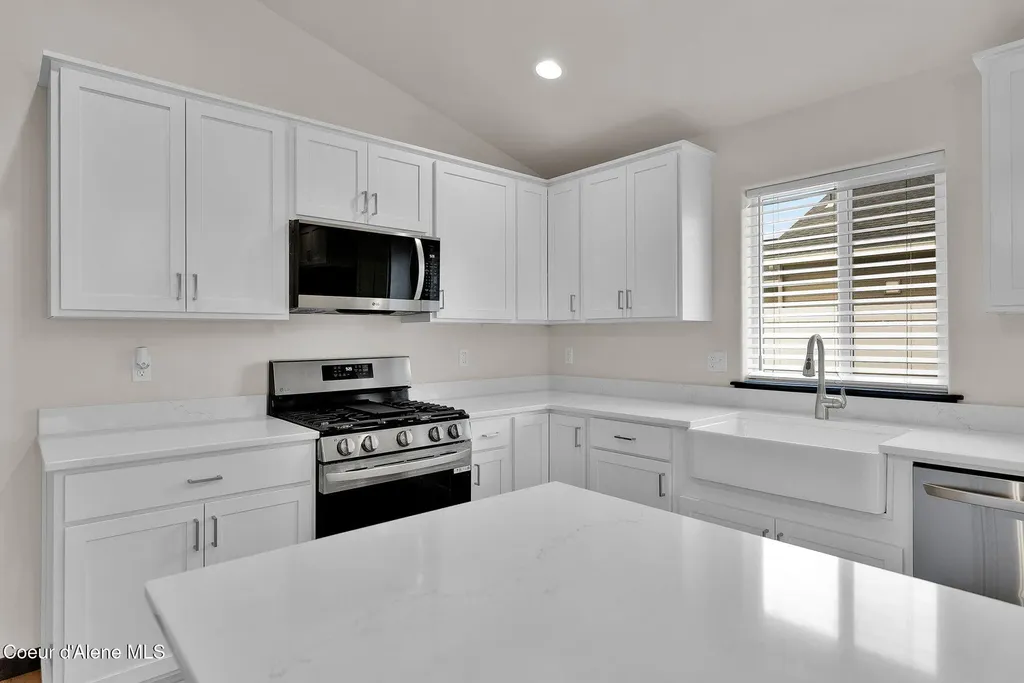 6208 W Bowmore Lane Rathdrum ID 83858