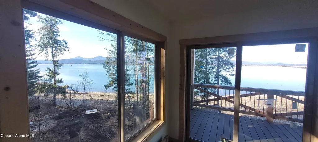45 Waterside Lane Sagle ID 83860