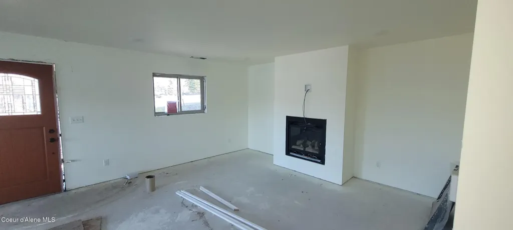 45 Waterside Lane Sagle ID 83860