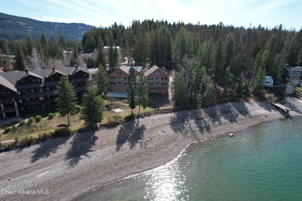 45 Waterside Lane Sagle ID 83860