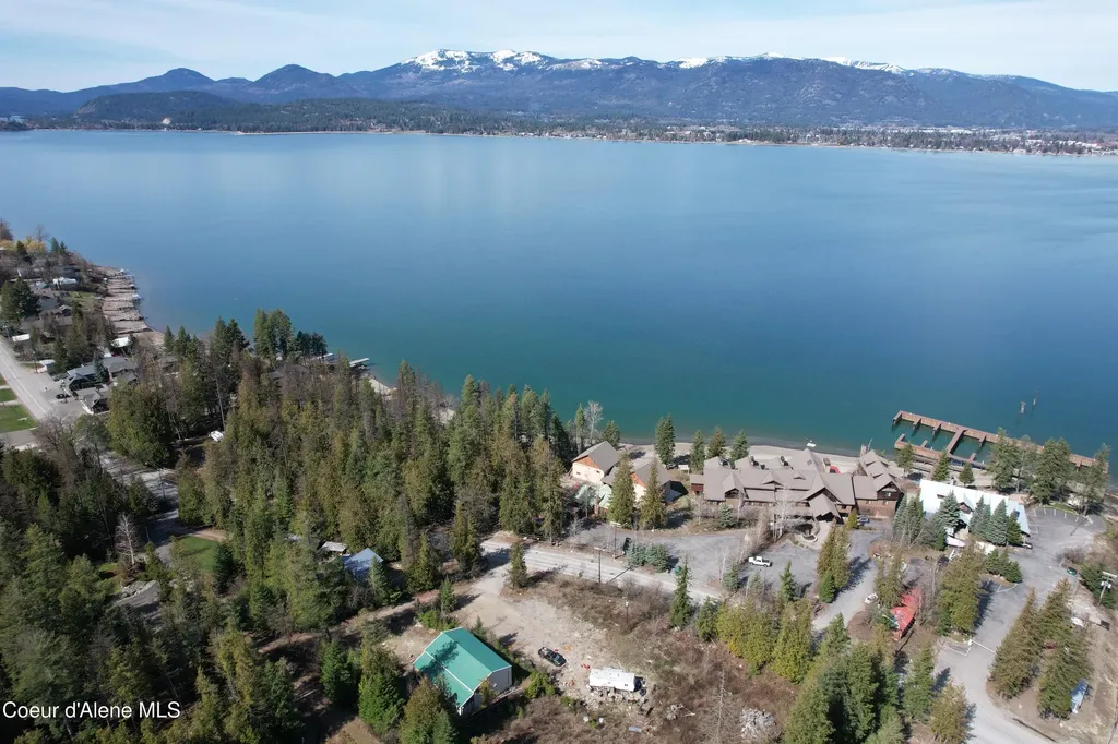 45 Waterside Lane Sagle ID 83860