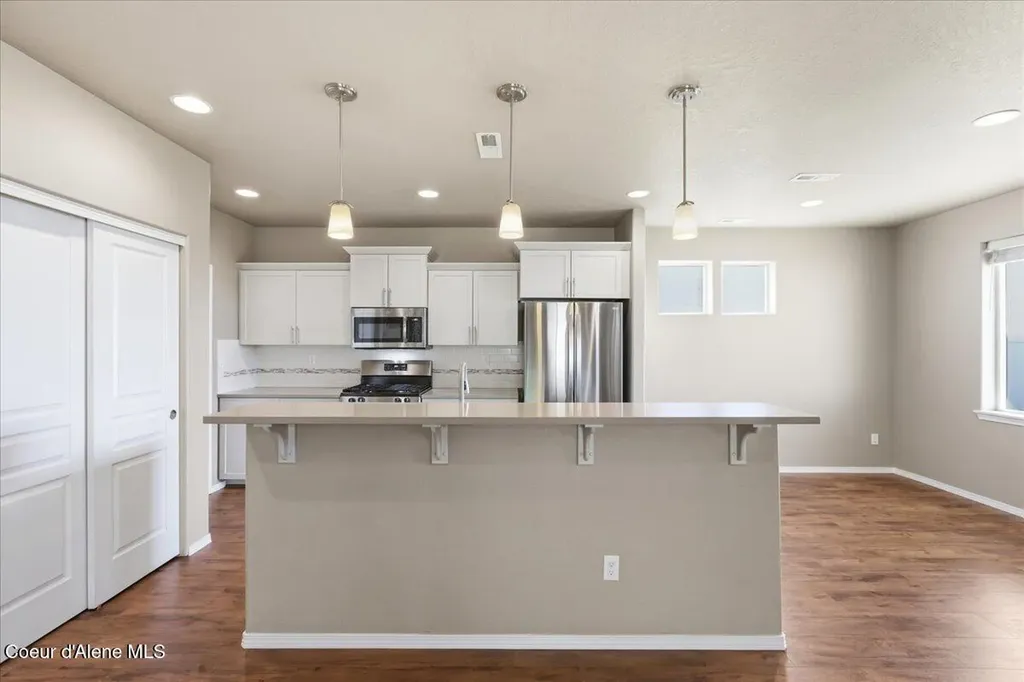 13071 N Loveland Way Hayden ID 83835